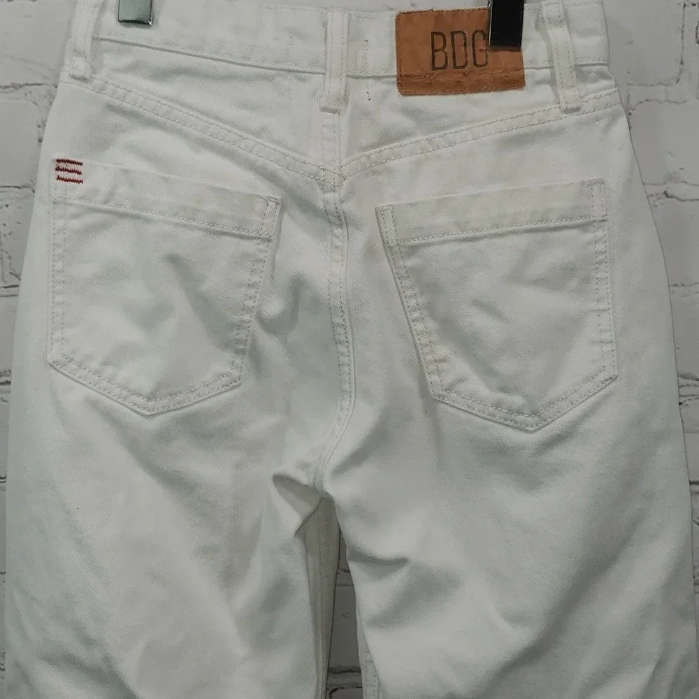 BDG Urban Outfitters High Rise Pleated White Jeans Relaxed Straight-Leg Size 24 - Picture 7 of 16